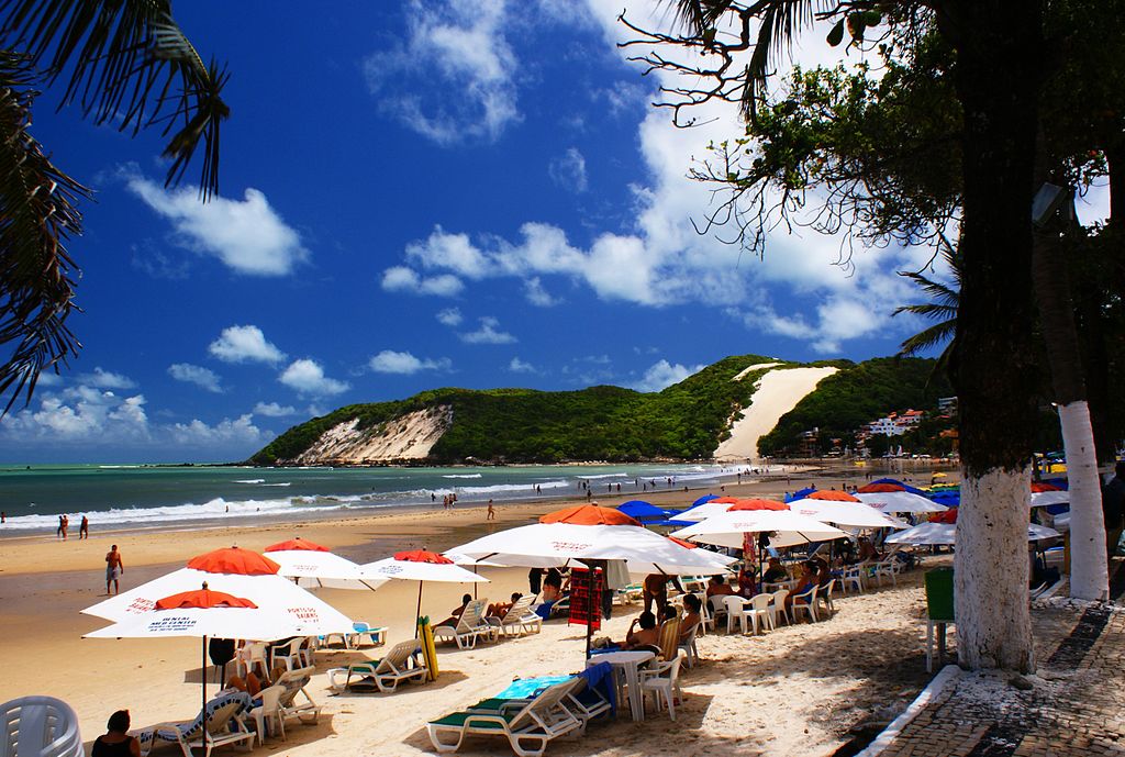 Morro do careca na praia de Ponta Negra em Natal