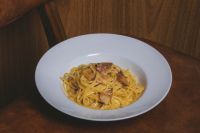 10 restaurantes em São Paulo para comer uma verdadeira massa à carbonara